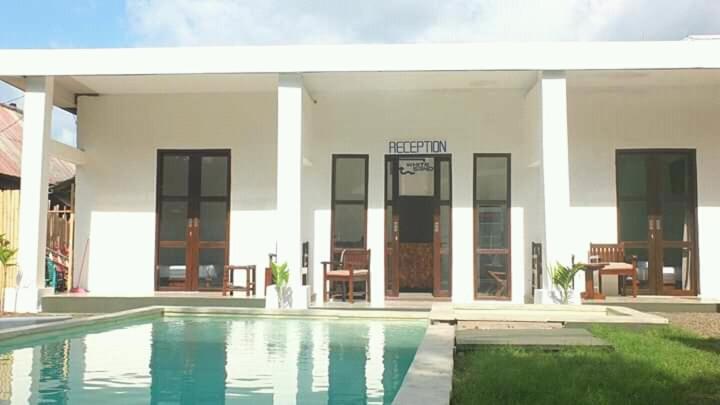 غيلي تراوانغان White Sands Resort المظهر الخارجي الصورة