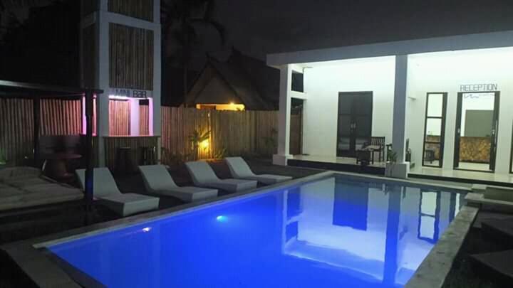 غيلي تراوانغان White Sands Resort المظهر الخارجي الصورة